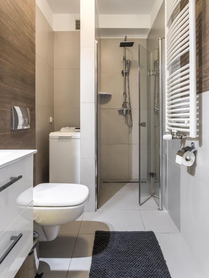 Arianska 6 Apartments By Let'S Krasków Εξωτερικό φωτογραφία