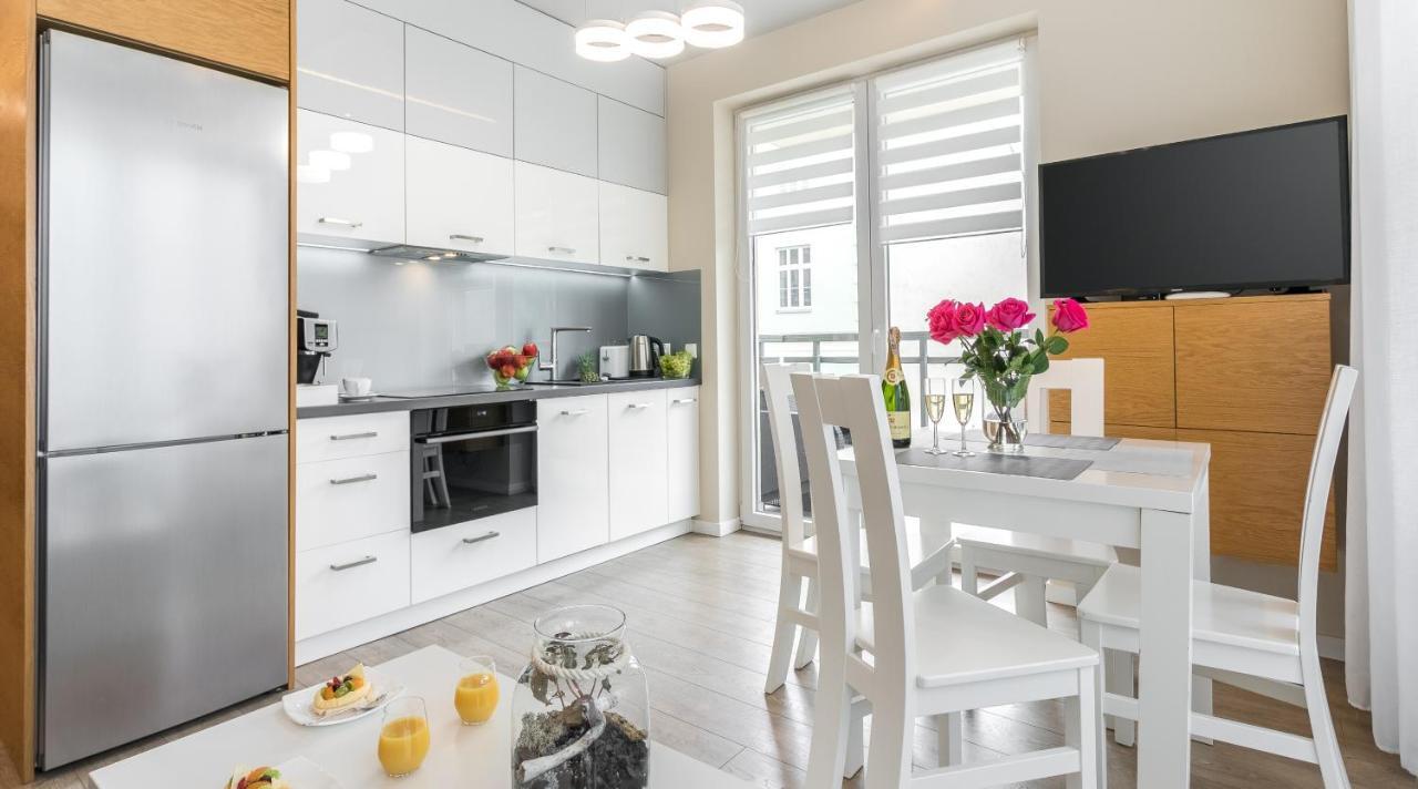 Arianska 6 Apartments By Let'S Krasków Εξωτερικό φωτογραφία