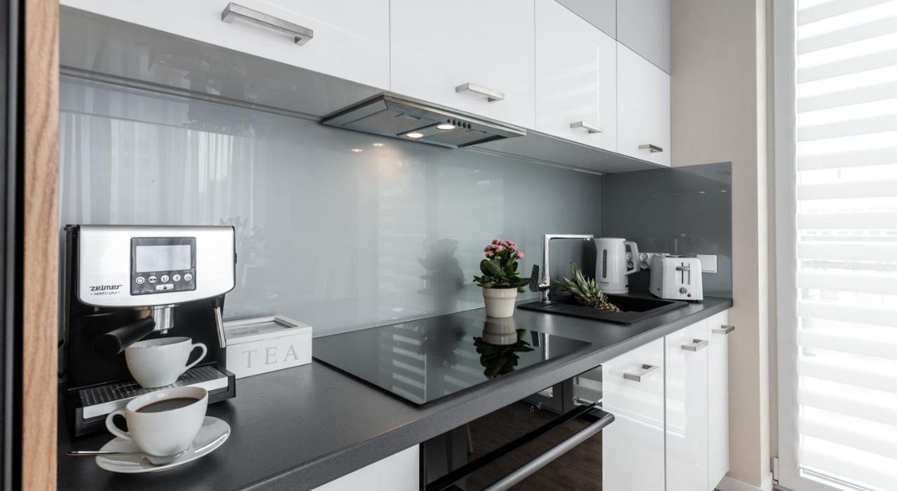 Arianska 6 Apartments By Let'S Krasków Εξωτερικό φωτογραφία