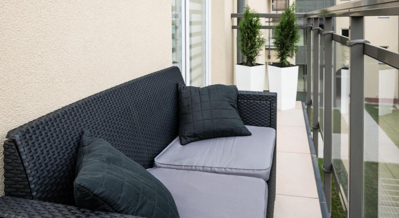 Arianska 6 Apartments By Let'S Krasków Εξωτερικό φωτογραφία