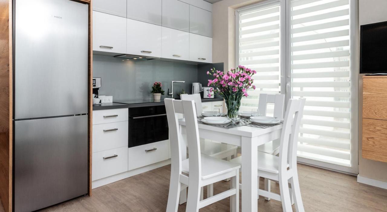 Arianska 6 Apartments By Let'S Krasków Εξωτερικό φωτογραφία