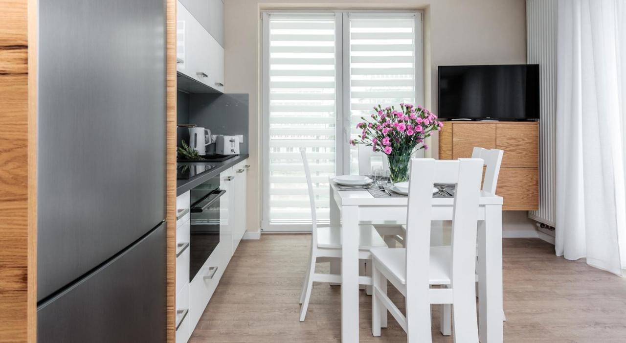 Arianska 6 Apartments By Let'S Krasków Εξωτερικό φωτογραφία